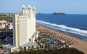 Riu Mazatlan Emerald Bay